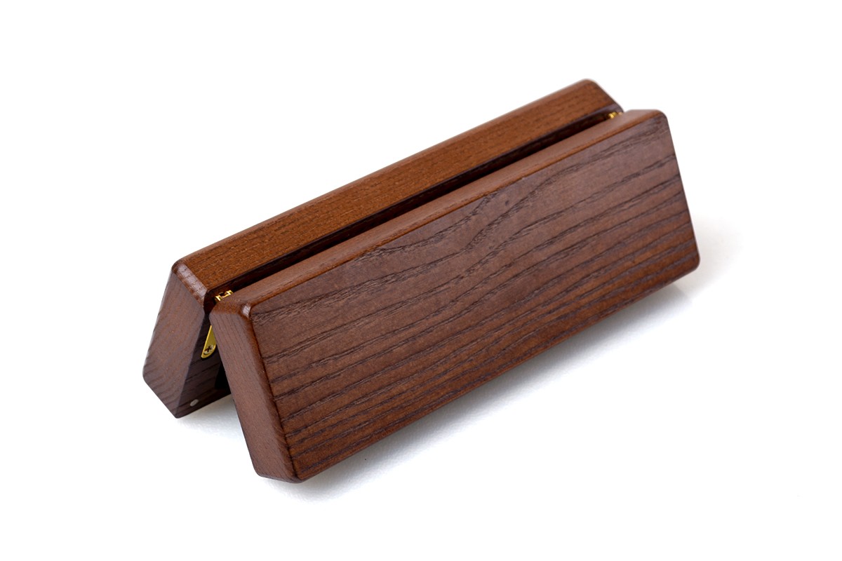 Case for glasses (wood)